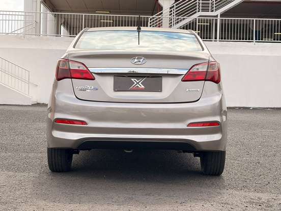 HYUNDAI-HB20S-1.6 COMFORT PLUS 16V FLEX 4P AUTOMÁTICO HYUNDAI-HB20S-2016