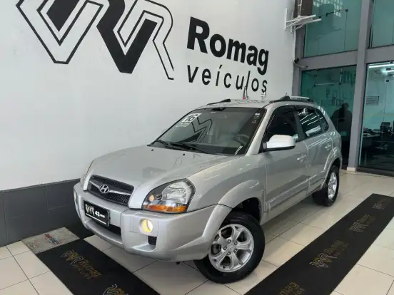 HYUNDAI-TUCSON-2.0 MPFI GLS 16V 143CV 2WD FLEX 4P AUTOMÁTICO HYUNDAI-TUCSON-2015