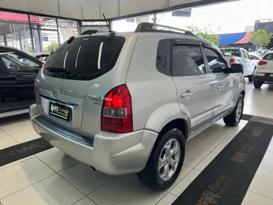 HYUNDAI-TUCSON-2015