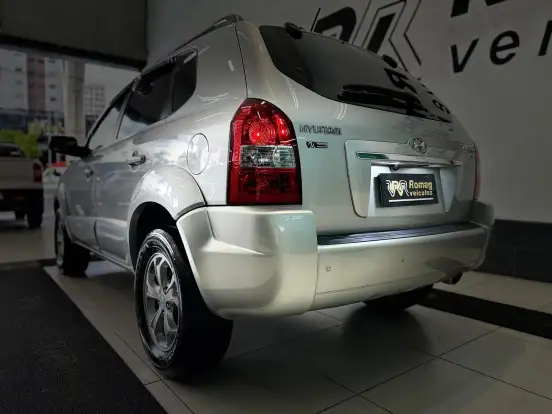 HYUNDAI-TUCSON-2.0 MPFI GLS 16V 143CV 2WD FLEX 4P AUTOMÁTICO HYUNDAI-TUCSON-2015