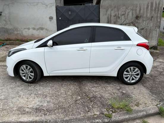 HYUNDAI-HB20-1.0 COMFORT 12V FLEX 4P MANUAL HYUNDAI-HB20-2017