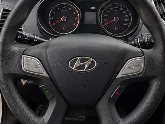 HYUNDAI-HB20-1.6 COMFORT PLUS 16V FLEX 4P AUTOMÁTICO HYUNDAI-HB20-2018