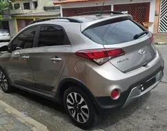 HYUNDAI HB20X 1.6 16V PREMIUM FLEX 4P AUTOMÁTICO HYUNDAI HB20X 1.6 16V PREMIUM FLEX 4P AUTOMÁTICO