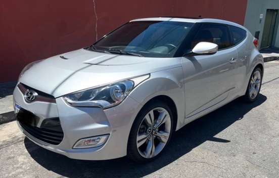 HYUNDAI-VELOSTER-2012