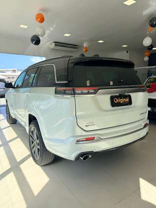 JEEP-COMMANDER-2024