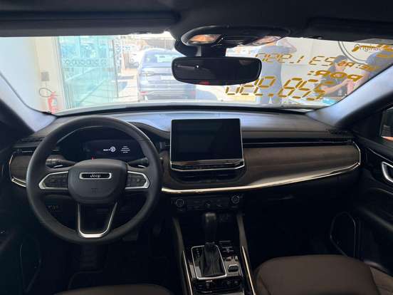 JEEP-COMMANDER-2024
