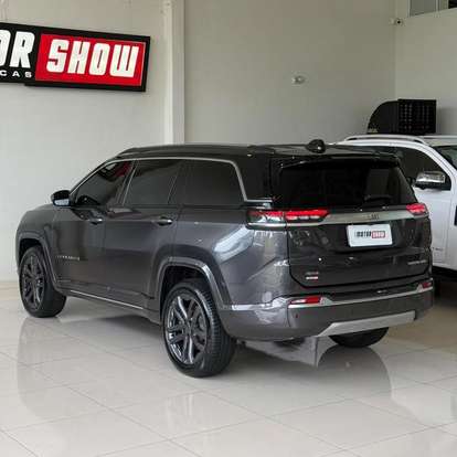 JEEP-COMMANDER-2025