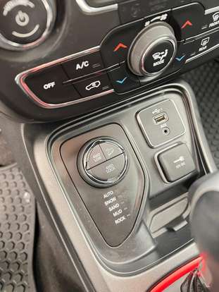 JEEP-COMPASS-2020