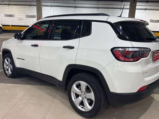 JEEP-COMPASS-2.0 16V FLEX SPORT 4X4 AUTOMÁTICO JEEP-COMPASS-2018