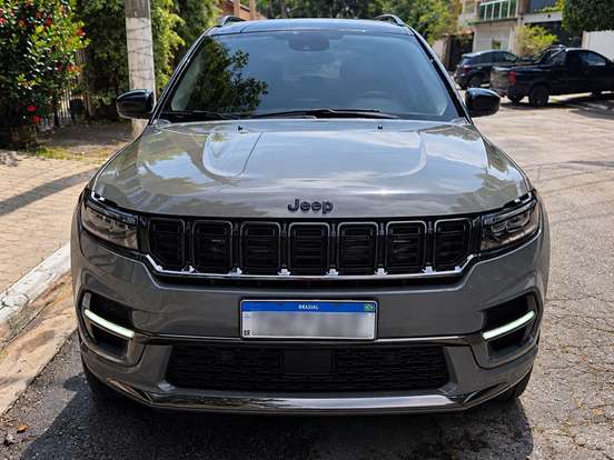 JEEP-COMMANDER-2.0 HURRICANE 4 TURBO GASOLINA BLACKHAWK AT9 JEEP-COMMANDER-2024