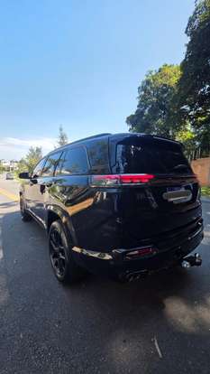 JEEP-COMMANDER-2024