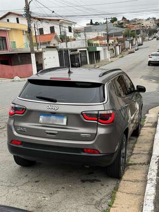 JEEP-COMPASS-2021