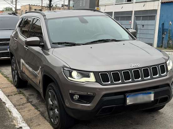 JEEP-COMPASS-2.0 16V DIESEL LONGITUDE 4X4 AUTOMÁTICO JEEP-COMPASS-2021