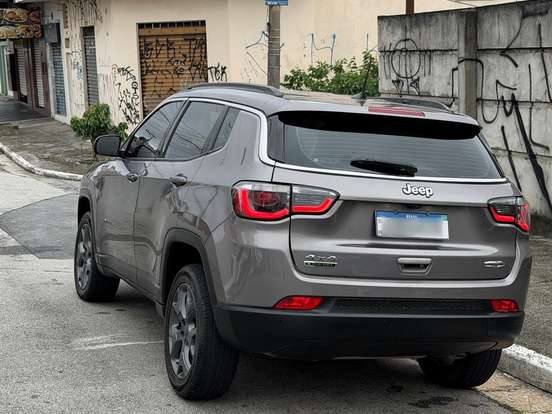 JEEP-COMPASS-2.0 16V DIESEL LONGITUDE 4X4 AUTOMÁTICO JEEP-COMPASS-2021