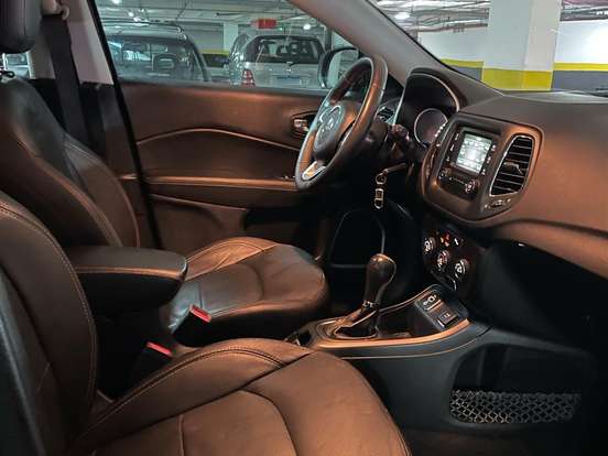 JEEP-COMPASS-2.0 16V FLEX SPORT AUTOMÁTICO JEEP-COMPASS-2017