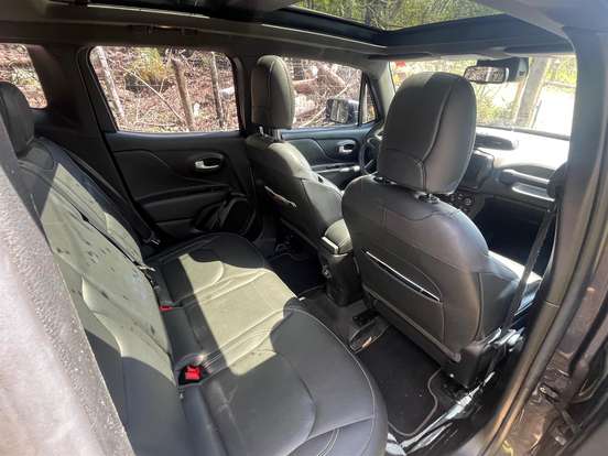JEEP-RENEGADE-2022