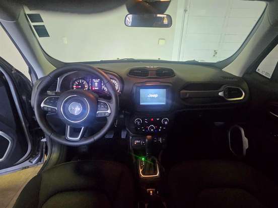 JEEP-RENEGADE-2021
