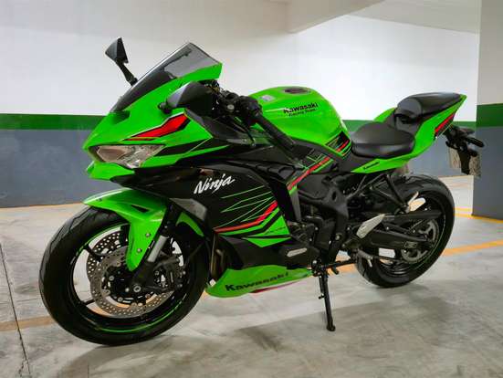 KAWASAKI-NINJA ZX-4R-2024