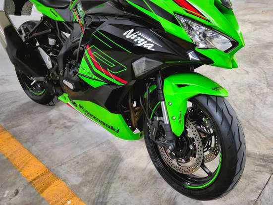 KAWASAKI-NINJA ZX-4R-2024