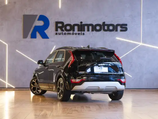 KIA-NIRO-2023