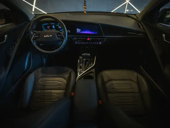 KIA-NIRO-2023