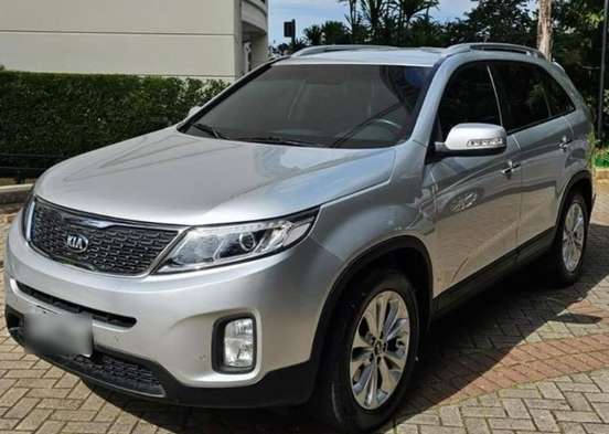 KIA-SORENTO-2013