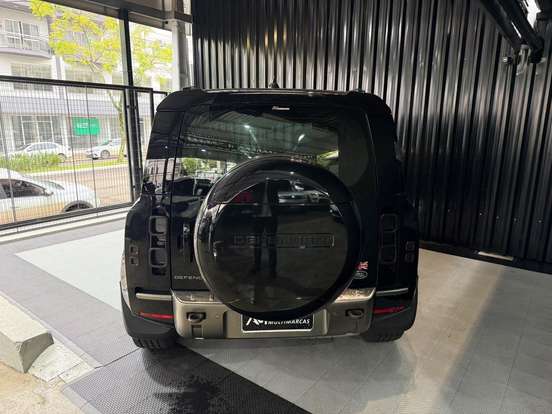 LAND ROVER-DEFENDER-2023