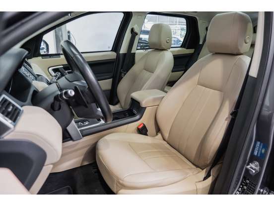 LAND ROVER-DISCOVERY SPORT-2019
