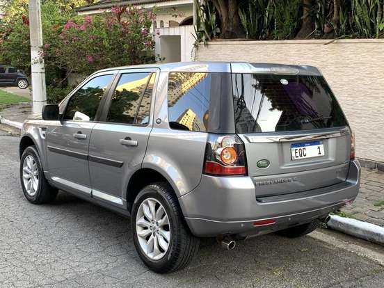 LAND ROVER-FREELANDER 2-2.0 SE SI4 16V GASOLINA 4P AUTOMÁTICO LAND ROVER-FREELANDER 2-2013
