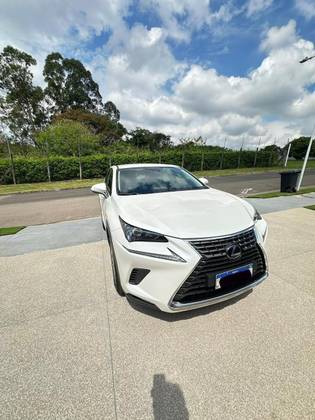 LEXUS NX 300h 2.5 16V VVT-I HYBRID DYNAMIC CVT AWD