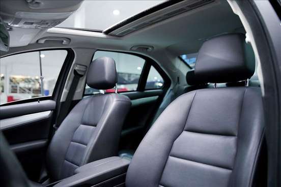 MERCEDES-BENZ-C 280-3.0 AVANTGARDE V6 GASOLINA 4P AUTOMÁTICO MERCEDES-BENZ-C 280-2009