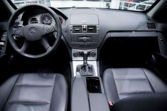 MERCEDES-BENZ-C 280-3.0 AVANTGARDE V6 GASOLINA 4P AUTOMÁTICO MERCEDES-BENZ-C 280-2009