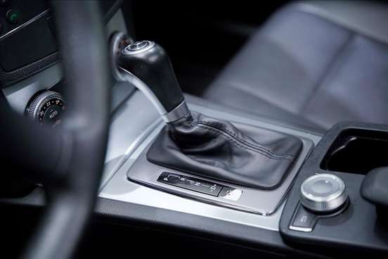 MERCEDES-BENZ-C 280-3.0 AVANTGARDE V6 GASOLINA 4P AUTOMÁTICO MERCEDES-BENZ-C 280-2009