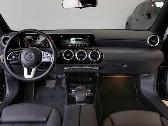 MERCEDES-BENZ-CLA 250-2.0 CGI GASOLINA 7G-DCT MERCEDES-BENZ-CLA 250-2020