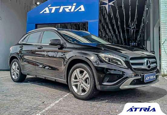 MERCEDES-BENZ-GLA 200-2016