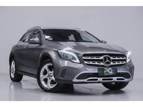 MERCEDES-BENZ GLA 200 1.6 CGI FLEX ADVANCE 7G-DCT