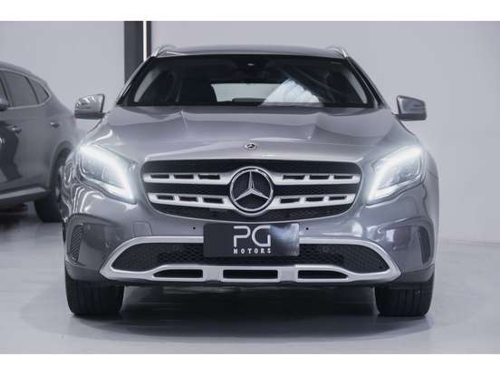 MERCEDES-BENZ-GLA 200-1.6 CGI FLEX ADVANCE 7G-DCT MERCEDES-BENZ-GLA 200-2018