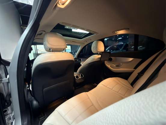 MERCEDES-BENZ-C 200-2.0 CGI AVANTGARDE 16V GASOLINA 4P AUTOMÁTICO MERCEDES-BENZ-C 200-2015