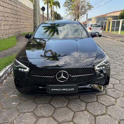 MERCEDES-BENZ-CLA 200-2024