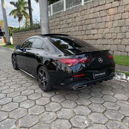 MERCEDES-BENZ-CLA 200-2024