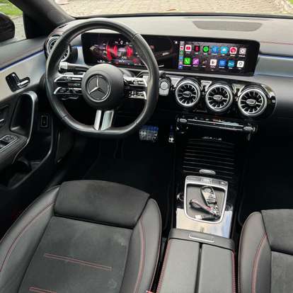 MERCEDES-BENZ-CLA 200-2024