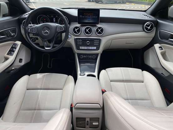 MERCEDES-BENZ-CLA 200-1.6 VISION 16V FLEX 4P AUTOMÁTICO MERCEDES-BENZ-CLA 200-2016