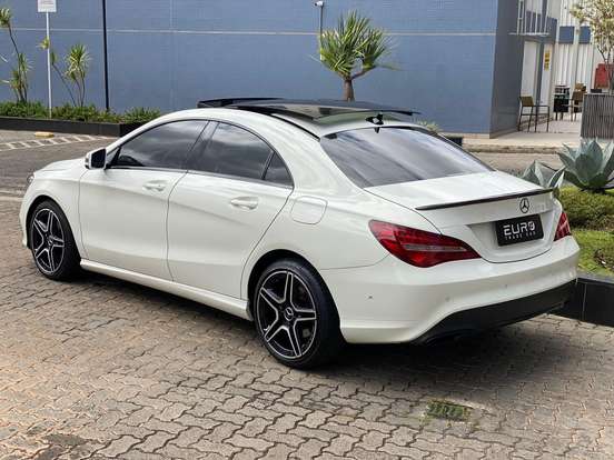 MERCEDES-BENZ-CLA 200-2016