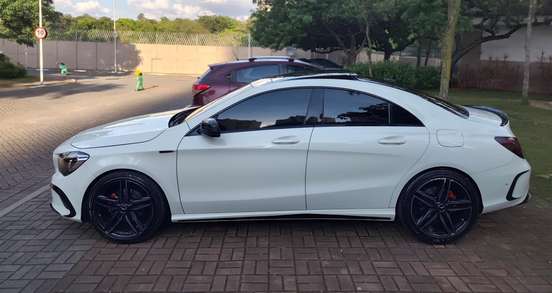 MERCEDES-BENZ-CLA 200-2016