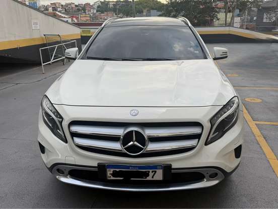 MERCEDES-BENZ-GLA 200-1.6 CGI ENDURO 16V TURBO FLEX 4P AUTOMÁTICO MERCEDES-BENZ-GLA 200-2015