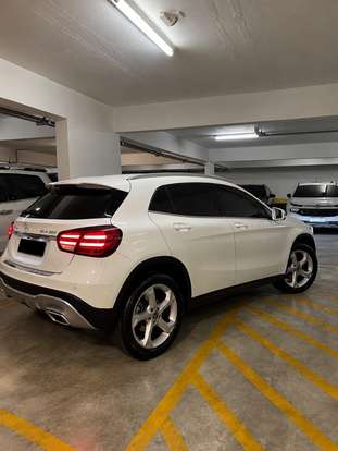 MERCEDES-BENZ-GLA 200-2018