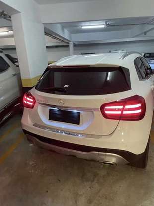 MERCEDES-BENZ-GLA 200-2018