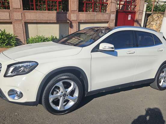 MERCEDES-BENZ-GLA 200-1.6 CGI FLEX ENDURO 7G-DCT MERCEDES-BENZ-GLA 200-2017