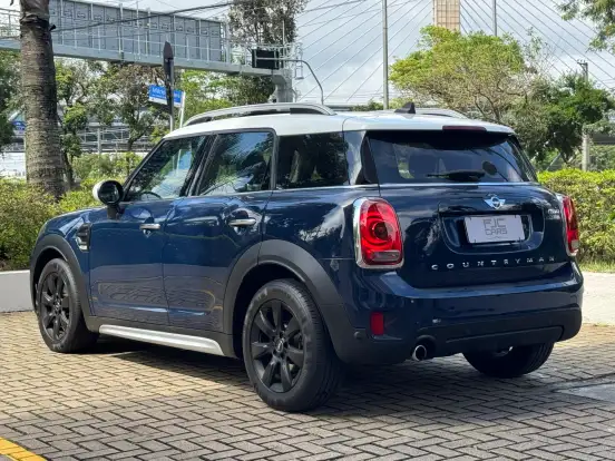 MINI-COOPER-1.5 12V TURBO GASOLINA TOP 4P AUTOMÁTICO MINI-COOPER-2017