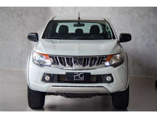 MITSUBISHI-L200 TRITON-2.4 16V TURBO DIESEL SPORT GLS CD 4P 4X4 AUTOMÁTICO MITSUBISHI-L200 TRITON-2022